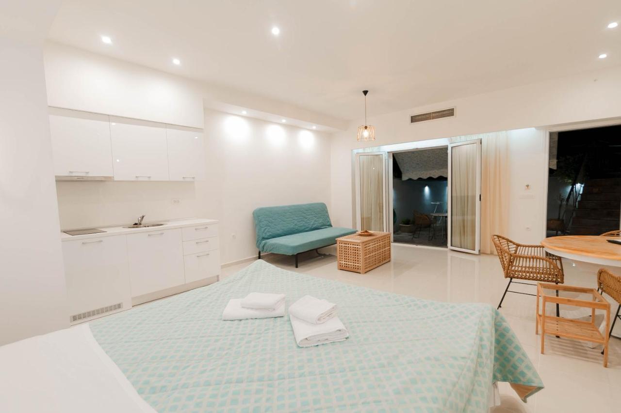 Annas Apartment Parga Bagian luar foto